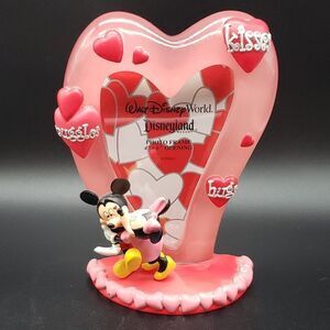 Disney's Mickey & Minnie Kisses Snuggles Hugs Heart 4" X 6" Photo Frame